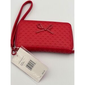 Betsey Johnson Red Heart Zip Around Wallet Wristlet MSRP 48